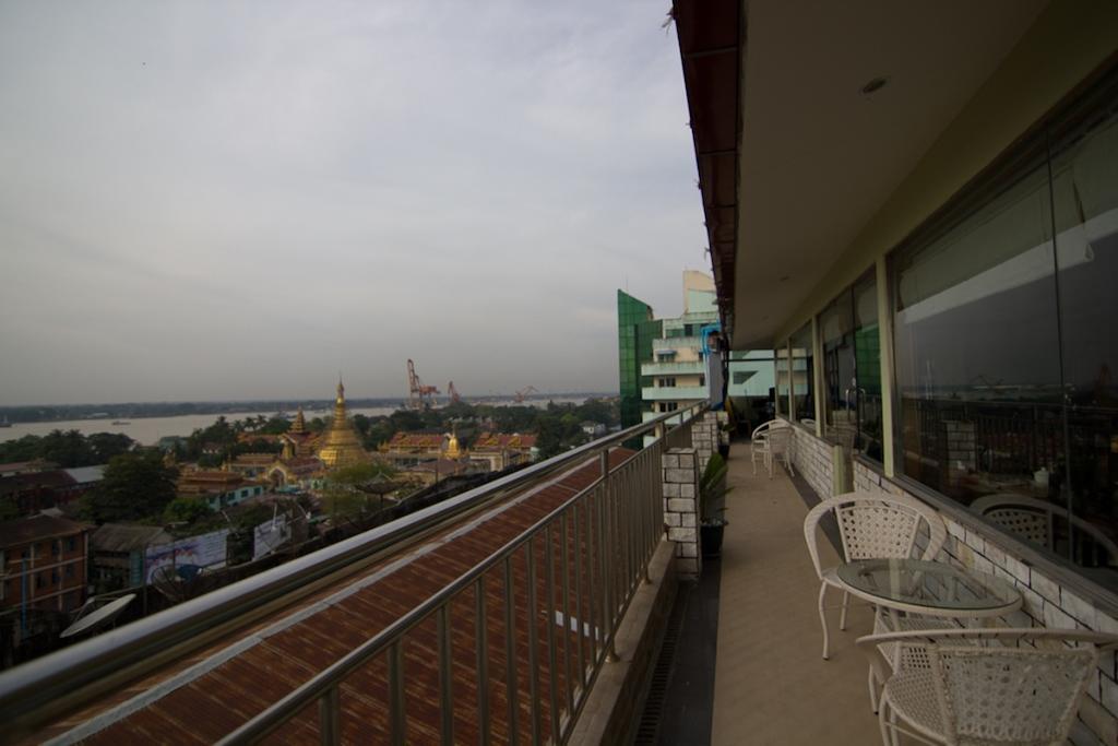 Millennium Hotel Yangon Eksteriør bilde